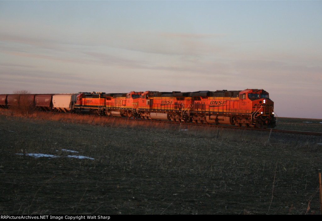 BNSF 700